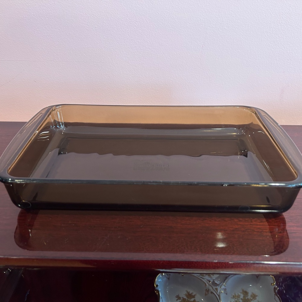 Pyrex Glass Rectangular Baking Pan - Picture 2 of 2